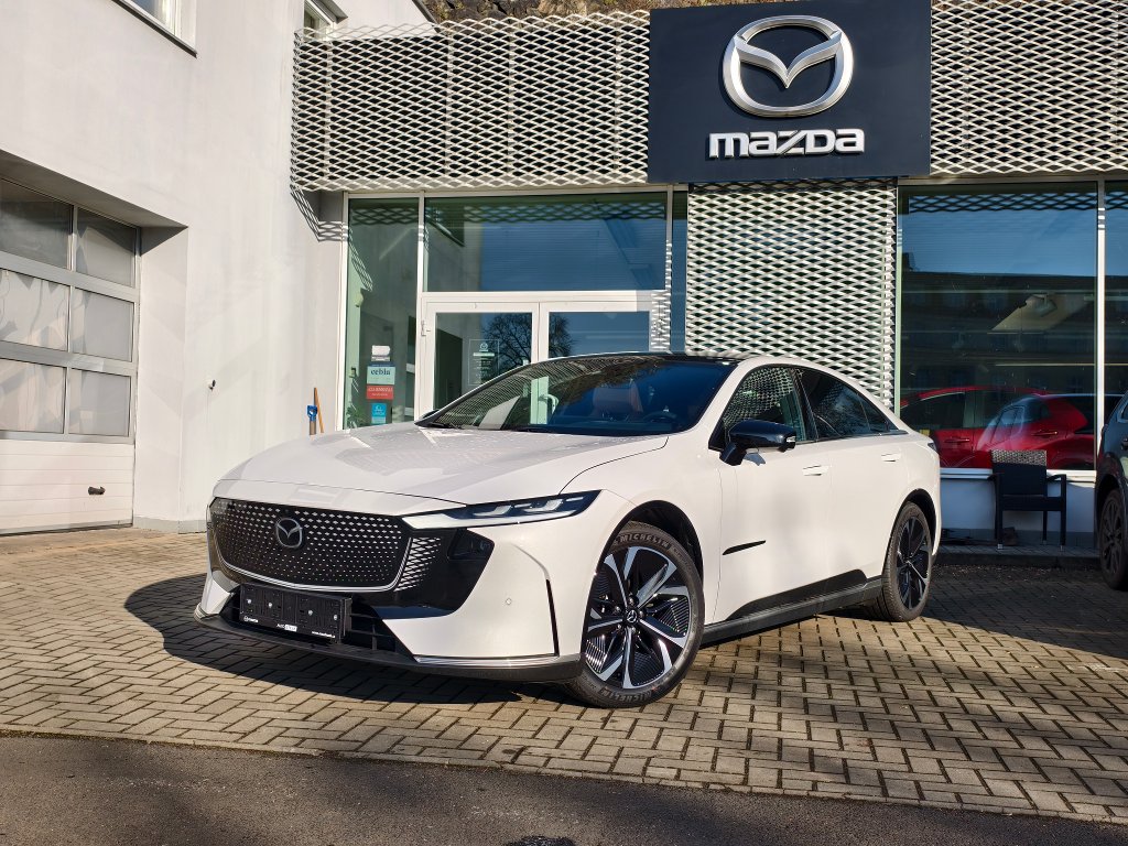 Mazda 6e